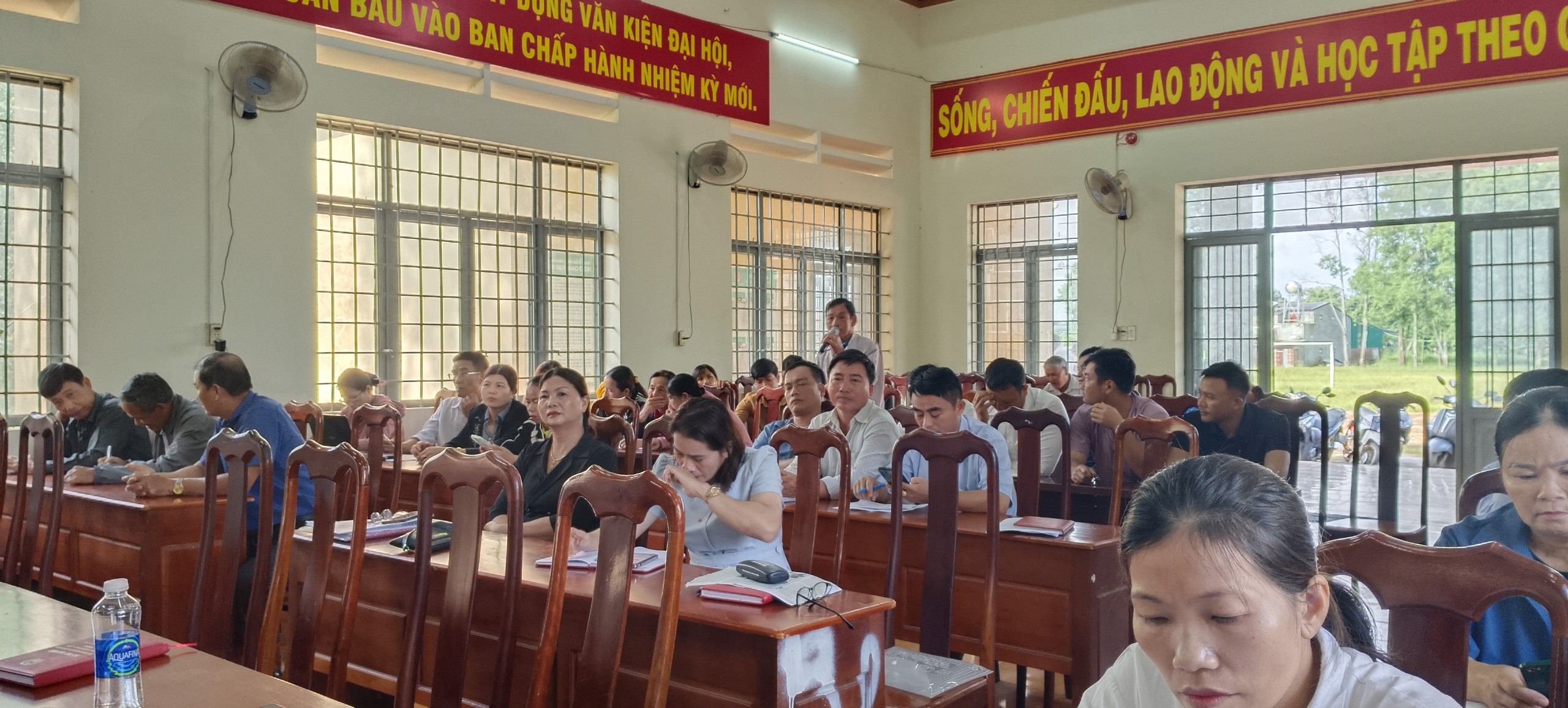 dan phát biểu